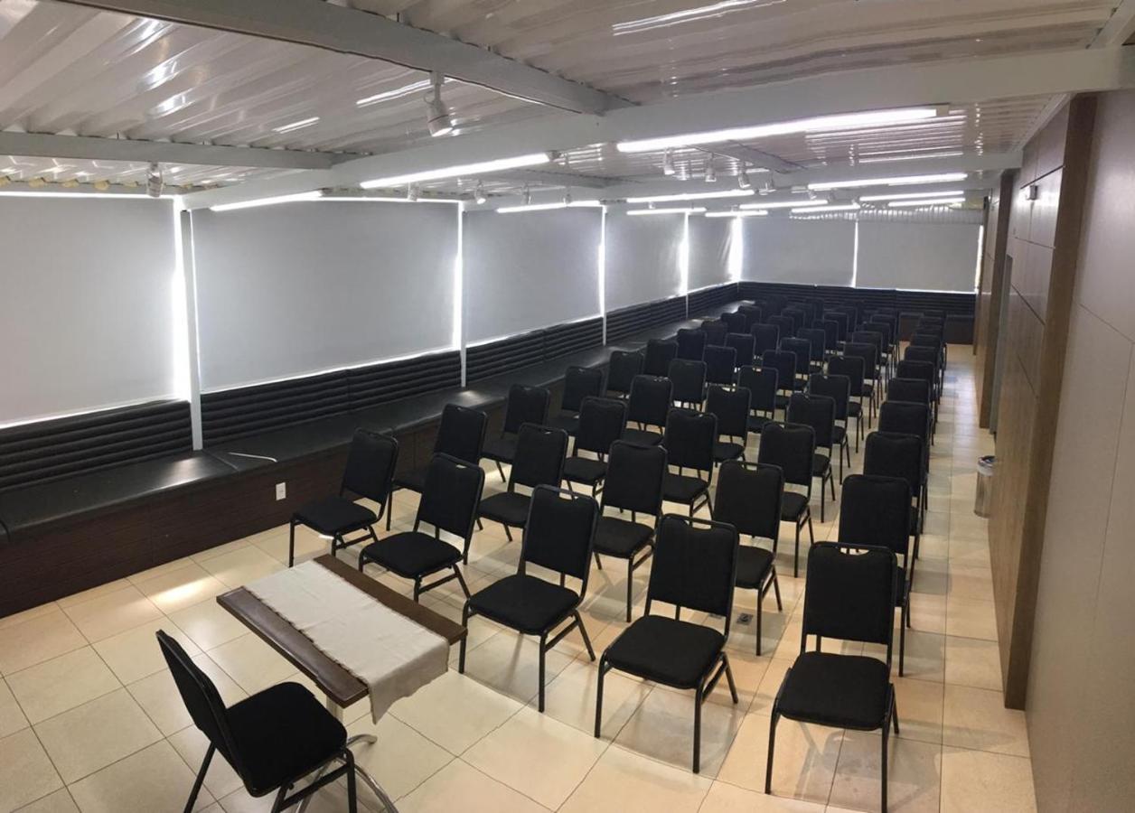 Delupo Hotel - Livin Studios Criciuma  Luaran gambar