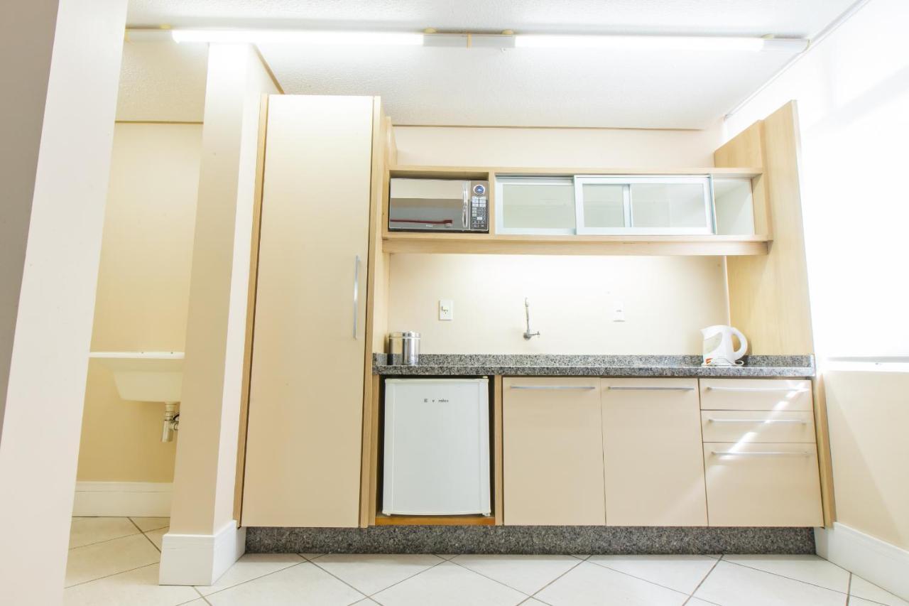 Delupo Hotel - Livin Studios Criciuma  Luaran gambar