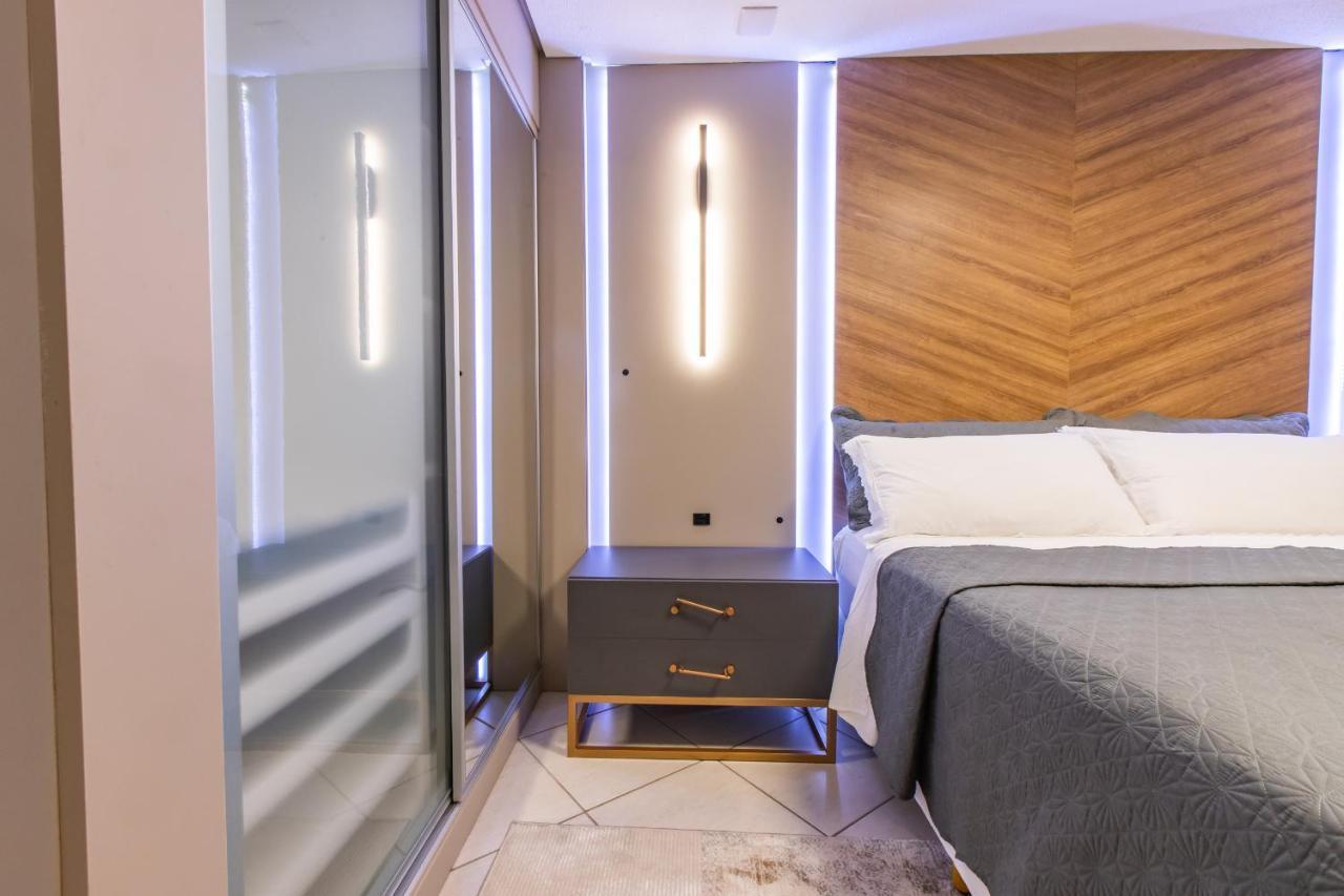 Delupo Hotel - Livin Studios Criciuma  Luaran gambar