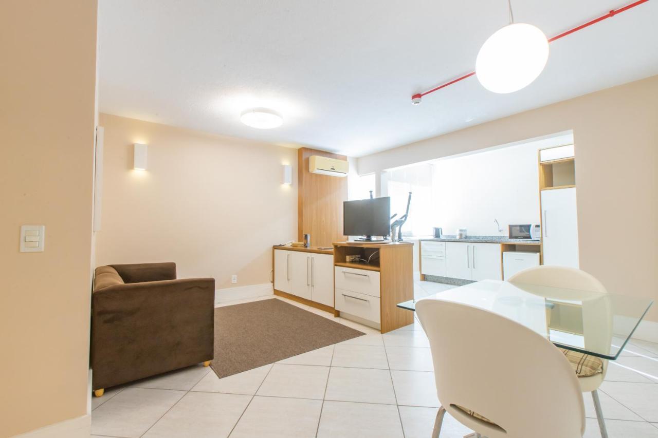 Delupo Hotel - Livin Studios Criciuma  Luaran gambar
